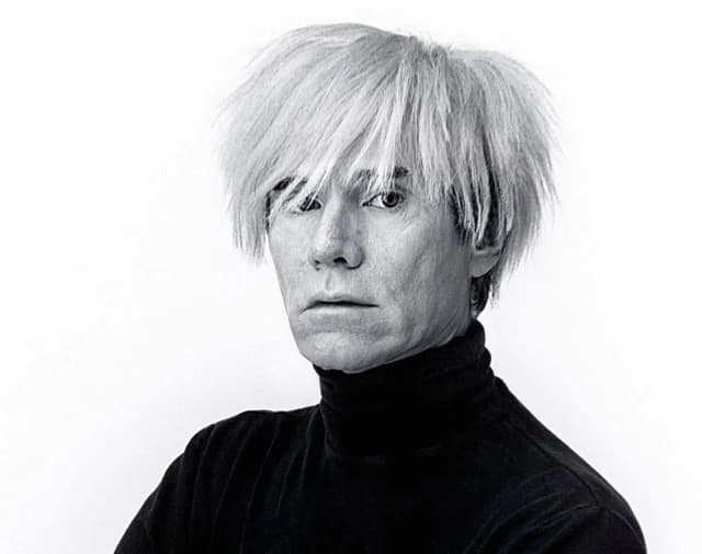 Najlepsze książki o Andy'm Warholu, które musisz znać Najlepsze książki o Andy'm Warholu, które musisz znać
